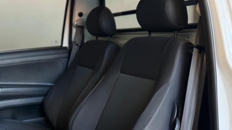 VOLKSWAGEN Saveiro 1.6 G7 CABINE SIMPLES ROBUST FLEX, Foto 16