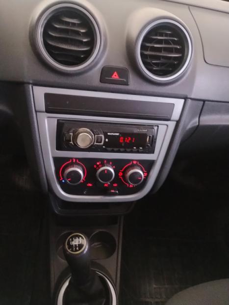 VOLKSWAGEN Saveiro 1.6 G5 TREND FLEX, Foto 6