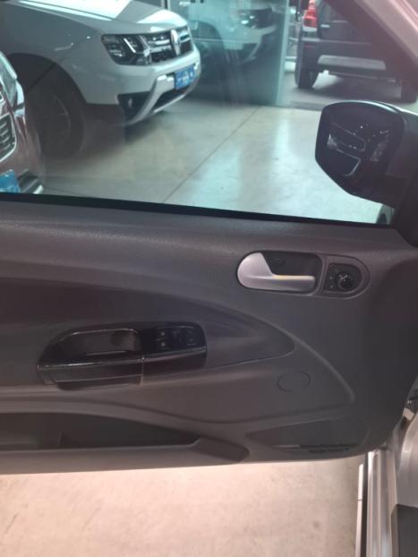 VOLKSWAGEN Saveiro 1.6 G5 CROSS CABINE ESTENDIDA FLEX, Foto 15