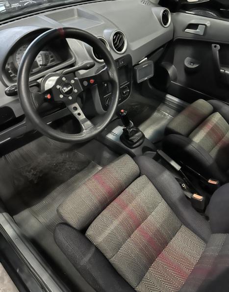 VOLKSWAGEN Saveiro 2.0 TSI, Foto 8
