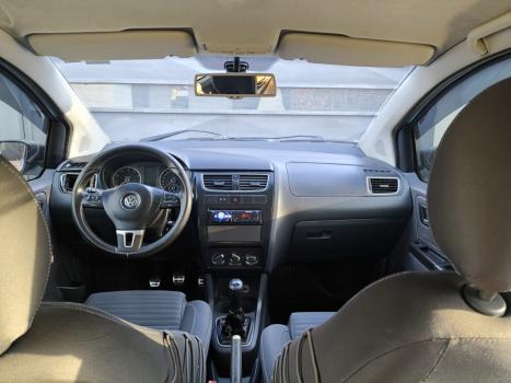 VOLKSWAGEN Space Cross 1.6 4P FLEX, Foto 8