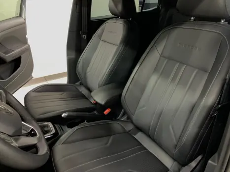 VOLKSWAGEN T-Cross 1.4 4P 250 TSI FLEX HIGHLINE AUTOMTICO, Foto 15
