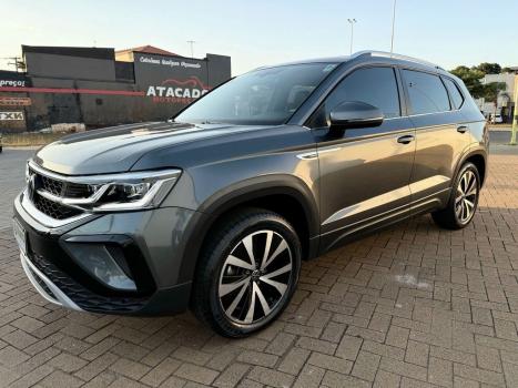 VOLKSWAGEN Taos 1.4 16V 4P FLEX 250 TSI HIGHLINE AUTOMTICO, Foto 3