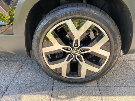 VOLKSWAGEN Taos 1.4 16V 4P FLEX 250 TSI HIGHLINE AUTOMTICO, Foto 17