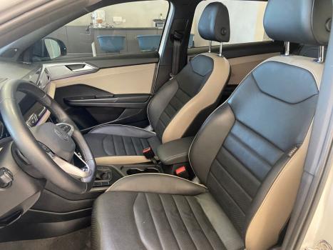 VOLKSWAGEN Taos 1.4 16V 4P FLEX 250 TSI HIGHLINE AUTOMTICO, Foto 8