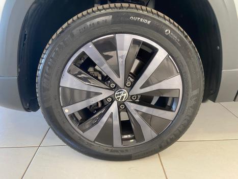 VOLKSWAGEN Taos 1.4 16V 4P FLEX 250 TSI HIGHLINE AUTOMTICO, Foto 11
