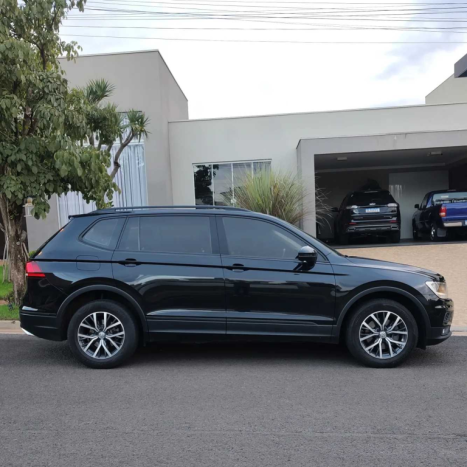 VOLKSWAGEN Tiguan 1.4 250 TSI TOTAL FLEX ALLSPACE TURBO AUTOMTICO TIPTRONIC, Foto 3