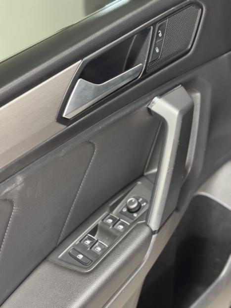 VOLKSWAGEN Tiguan 1.4 250 TSI TOTAL FLEX ALLSPACE COMFORTLINE TURBO AUTOMTICO TIPTRONIC, Foto 13