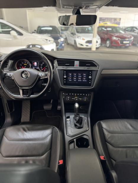 VOLKSWAGEN Tiguan 1.4 250 TSI TOTAL FLEX ALLSPACE COMFORTLINE TURBO AUTOMTICO TIPTRONIC, Foto 24