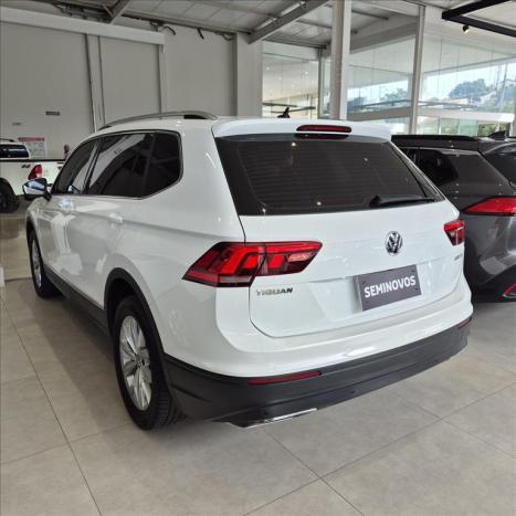 VOLKSWAGEN Tiguan 1.4 250 TSI TOTAL FLEX ALLSPACE COMFORTLINE TURBO AUTOMTICO TIPTRONIC, Foto 6