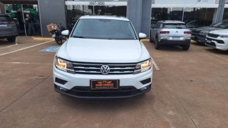 VOLKSWAGEN Tiguan 1.4 250 TSI TOTAL FLEX ALLSPACE TURBO AUTOMTICO TIPTRONIC, Foto 2