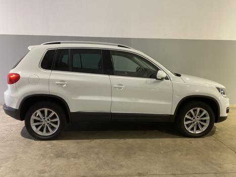 VOLKSWAGEN Tiguan 2.0 16V 4P FSI 4WD TURBO AUTOMTICO, Foto 4