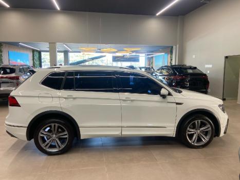 VOLKSWAGEN Tiguan 2.0 16V 4P FSI R-LINE TURBO AUTOMTICO, Foto 4