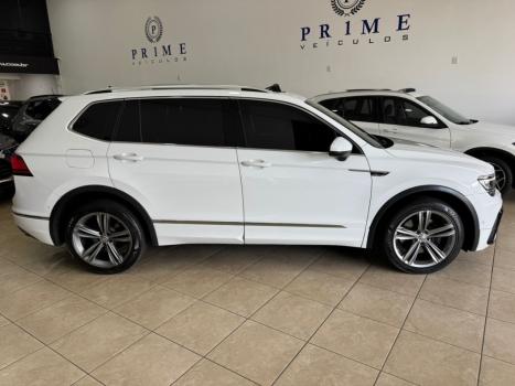 VOLKSWAGEN Tiguan 2.0 16V 4P TSI 300 TURBO R-LINE AUTOMTICO, Foto 3
