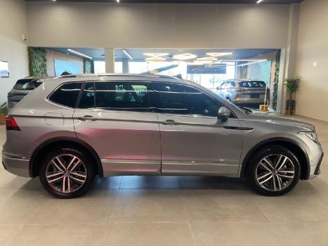 VOLKSWAGEN Tiguan 2.0 16V 4P TSI R-LINE TURBO AUTOMTICO TIPTRONIC, Foto 4