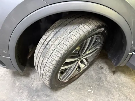 VOLKSWAGEN Tiguan 2.0 16V 4P TSI 350 TURBO R-LINE 4MOTION DSG AUTOMTICO, Foto 10
