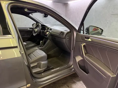 VOLKSWAGEN Tiguan 2.0 16V 4P TSI 350 TURBO R-LINE 4MOTION DSG AUTOMTICO, Foto 13