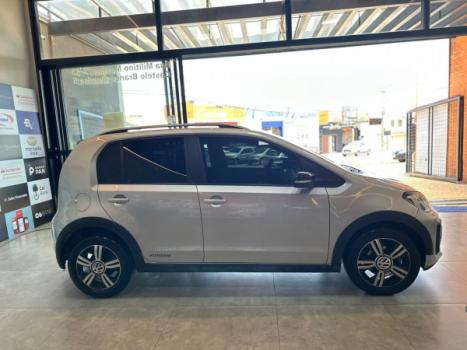 VOLKSWAGEN UP 1.0 4P FLEX 170 TSI XTREME, Foto 7