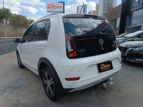 VOLKSWAGEN UP 1.0 4P FLEX 170 TSI XTREME, Foto 6