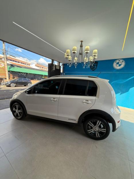 VOLKSWAGEN UP 1.0 4P FLEX 170 TSI XTREME, Foto 3