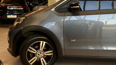 VOLKSWAGEN UP 1.0 4P FLEX 170 TSI XTREME, Foto 8