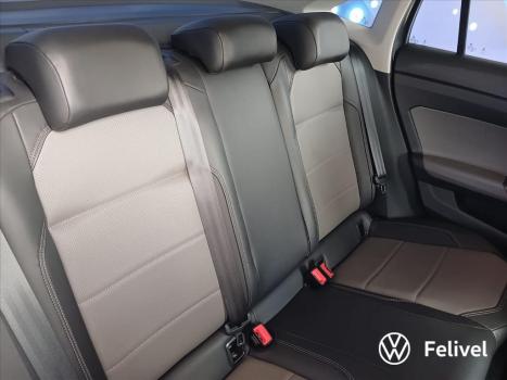 VOLKSWAGEN Virtus 1.0 4P 200 TSI FLEX HIGHLINE AUTOMTICO, Foto 13