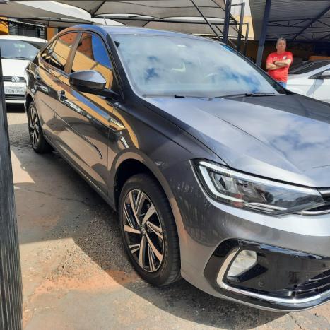 VOLKSWAGEN Virtus 1.0 4P 200 TSI FLEX HIGHLINE AUTOMTICO, Foto 3