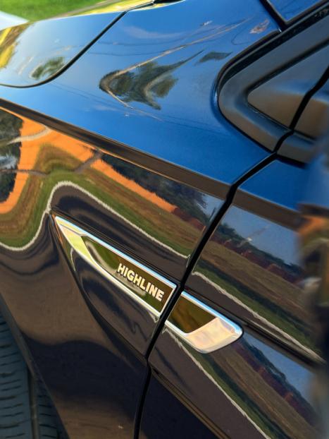VOLKSWAGEN Virtus 1.0 4P 200 TSI FLEX HIGHLINE AUTOMTICO, Foto 15