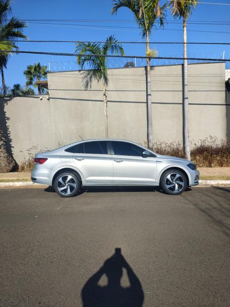 VOLKSWAGEN Virtus 1.0 4P 200 TSI FLEX COMFORTLINE AUTOMTICO, Foto 3