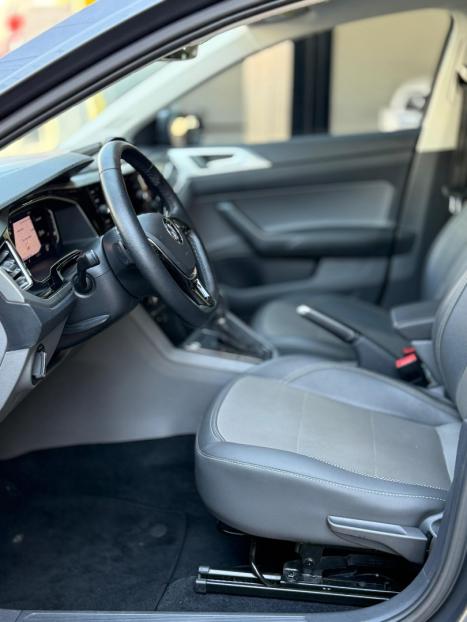 VOLKSWAGEN Virtus 1.0 4P 200 TSI FLEX HIGHLINE AUTOMTICO, Foto 11