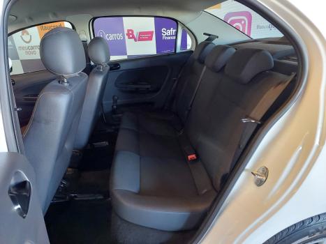 VOLKSWAGEN Voyage 1.0 4P FLEX, Foto 5