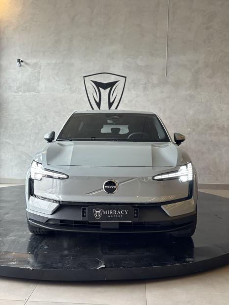 VOLVO EX30 51 KW 4P ELTRICO CORE, Foto 2