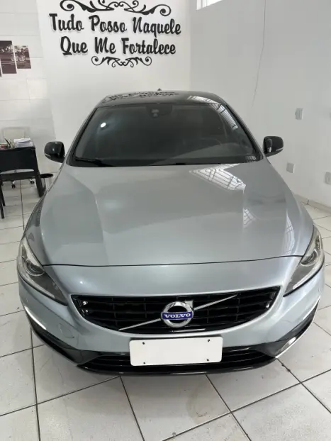 VOLVO S60 2.0 4P T5 KINETIC TURBO AUTOMTICO, Foto 4