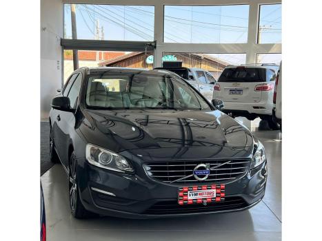 VOLVO V60 2.0 4P T5 MOMENTUM TURBO AUTOMTICO, Foto 3
