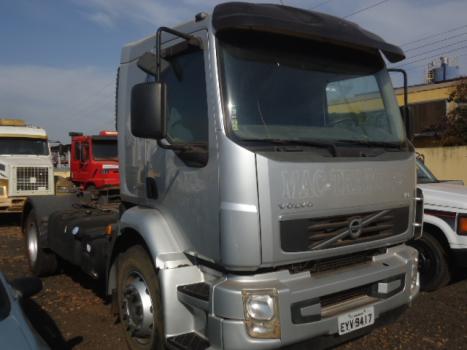 VOLVO VM 330 6X2 R, Foto 2