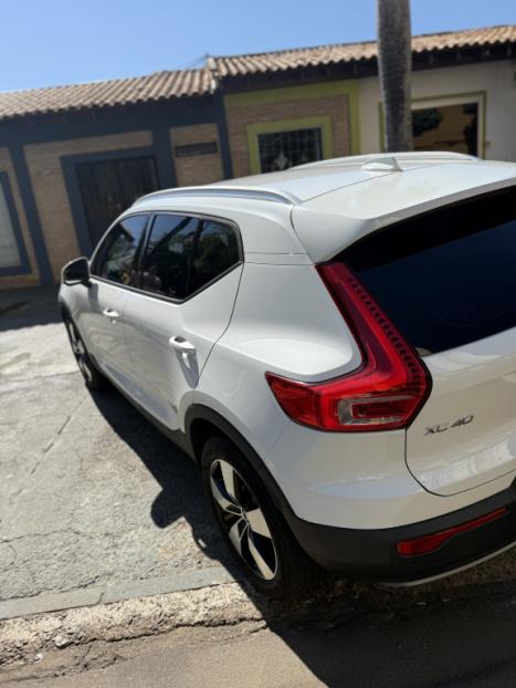VOLVO XC40 2.0 16V 4P T5 TURBO MOMENTUM AWD GEARTRONIC AUTOMTICO, Foto 7