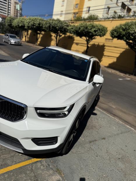 VOLVO XC40 2.0 16V 4P T5 TURBO MOMENTUM AWD GEARTRONIC AUTOMTICO, Foto 10