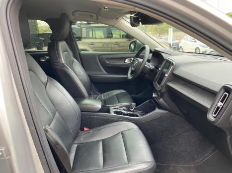 VOLVO XC40 2.0 16V 4P T4 TURBO GEARTRONIC AUTOMTICO, Foto 17