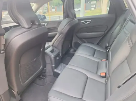 VOLVO XC60 2.0 16V 4P T8 HYBRID MOMENTUM AWD GEARTRONIC AUTOMTICO, Foto 13