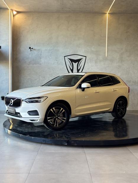 VOLVO XC60 2.0 4P D5 MOMENTUM DIESEL AWD GEARTRONIC, Foto 1