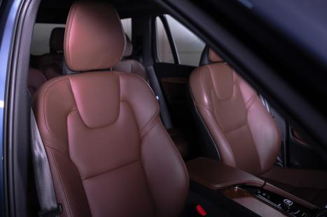 VOLVO XC90 2.0 4P T8 HYBRID EXCELLENCE AWD TURBO AUTOMTICO GEARTRONIC, Foto 9