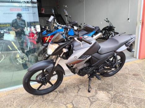 YAMAHA Fazer YS 150 SED, Foto 2