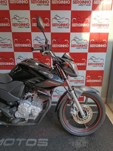 YAMAHA Fazer YS 150 ED, Foto 2