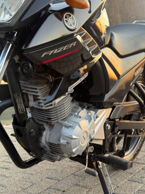 YAMAHA Fazer YS 150 ED, Foto 3