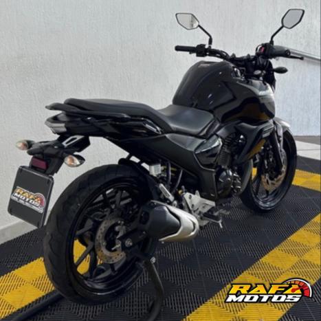 YAMAHA FZ 15 ABS, Foto 5