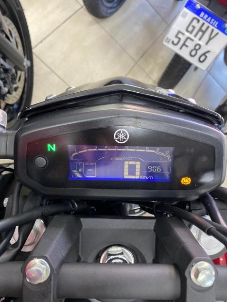 YAMAHA FZ 15 Fazer ABS, Foto 2