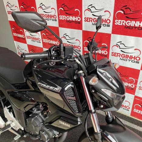 YAMAHA FZ 15 Fazer ABS, Foto 7
