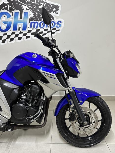 YAMAHA FZ 25 250 Fazer Flex , Foto 2