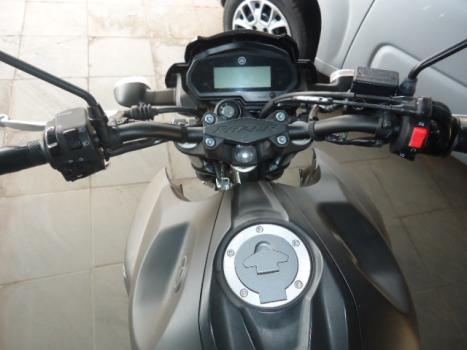 YAMAHA FZ 25 250 Fazer Flex , Foto 4