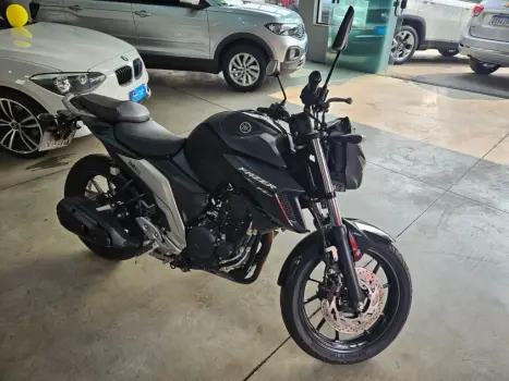 YAMAHA FZ 25 250 Fazer Flex , Foto 1